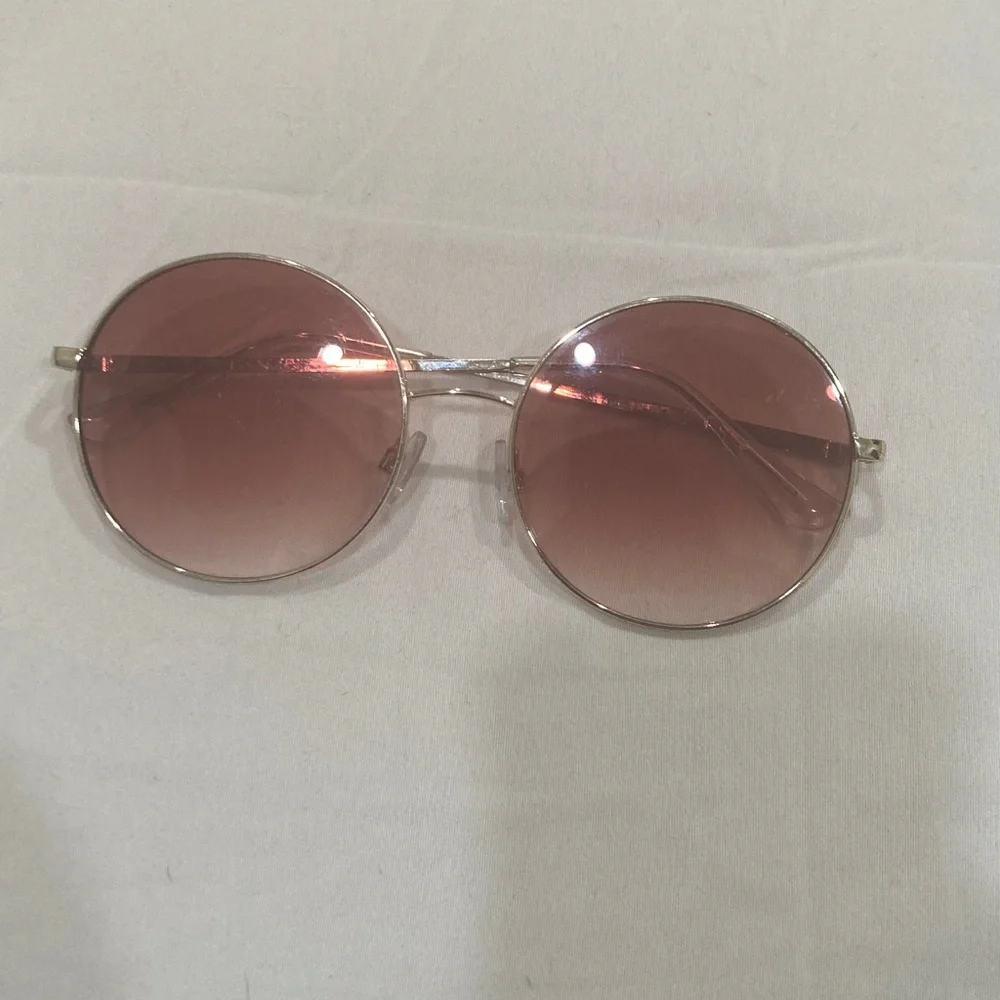 Round Silver Frame Sunglasses with Pink Gradient Lenses
